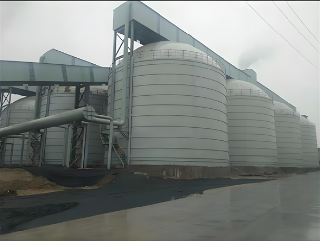 大型鋼板庫(kù)施工現(xiàn)場(chǎng)